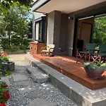 S & K Garden House
